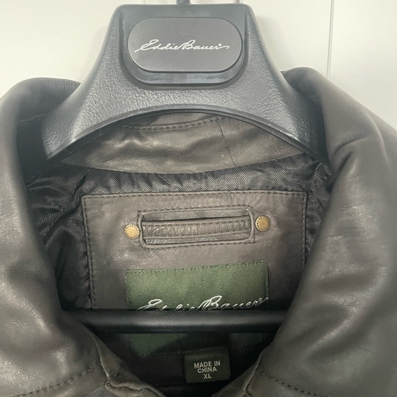 Eddie Bauer Chocklate brown Genuine Leather Coat - Picture 4 of 16